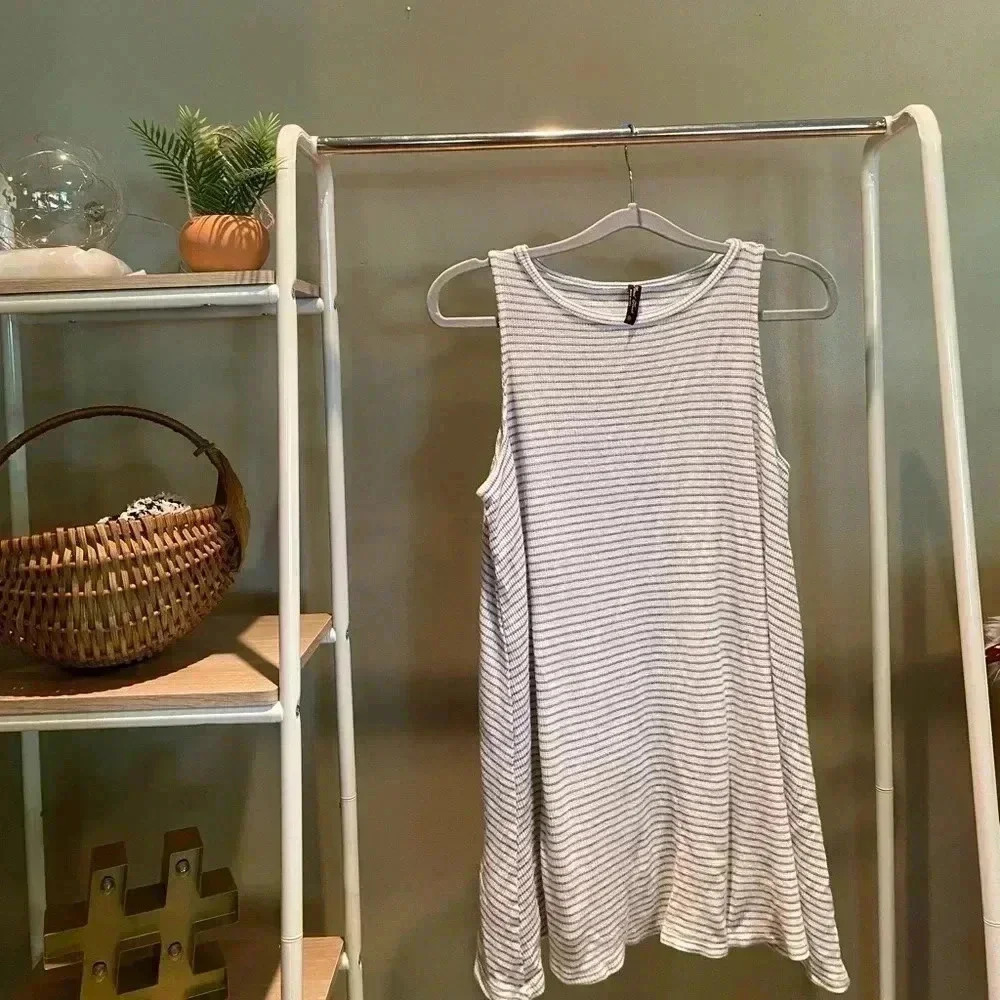 FINAL TOUCH GRAY STRIPE TANK LONG FLOWY TOP